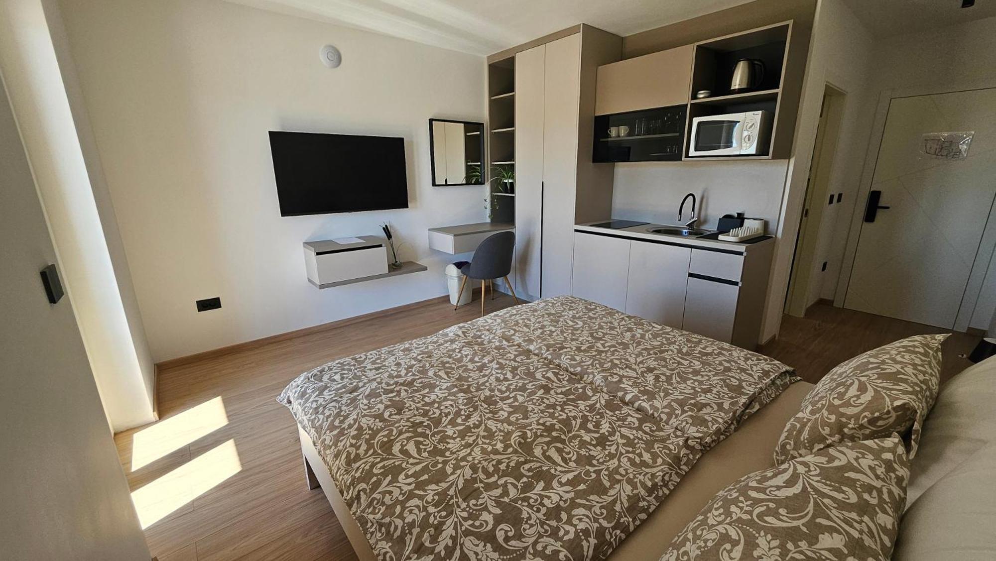 Richi Rooms & App Funtana Exterior photo