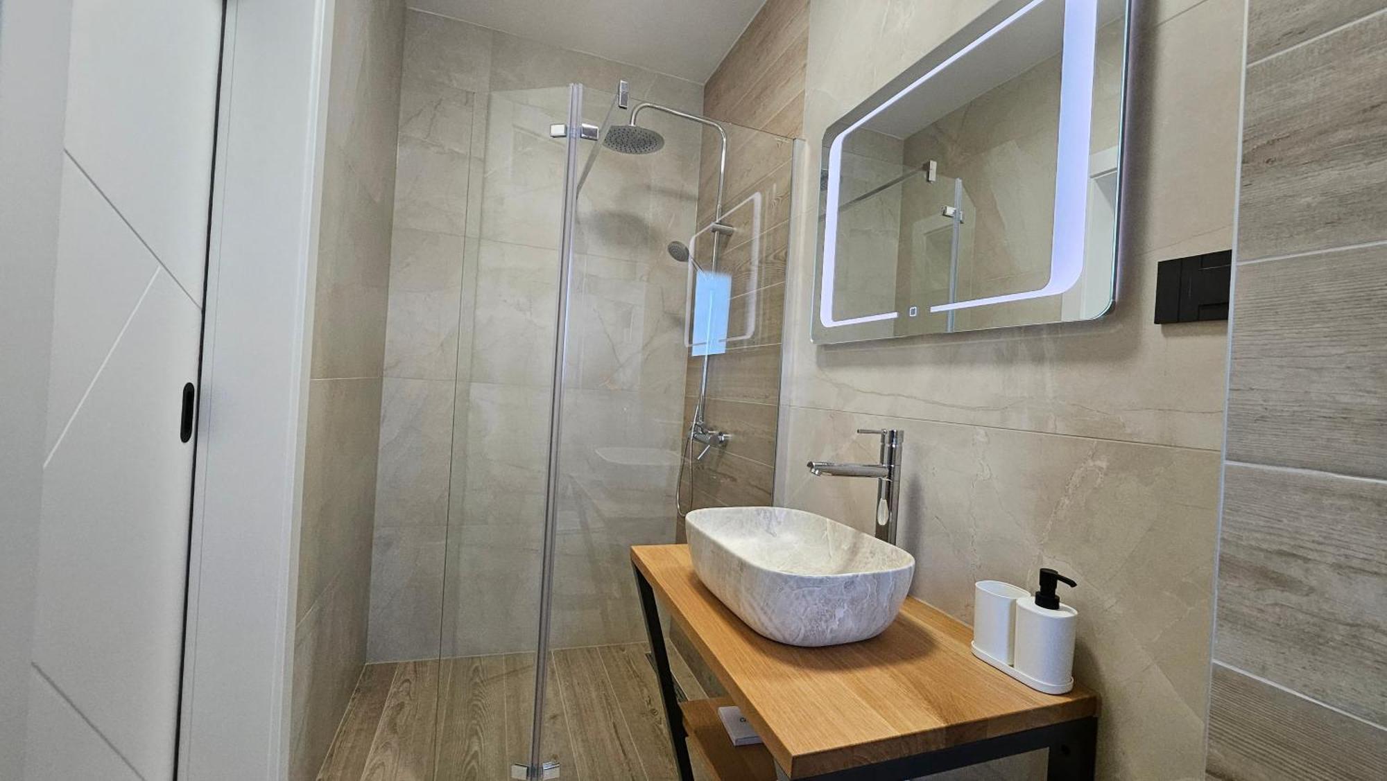 Richi Rooms & App Funtana Exterior photo